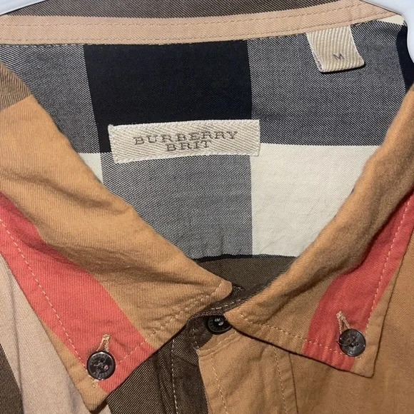 Burberry men’s Medium button up- Excellent condition